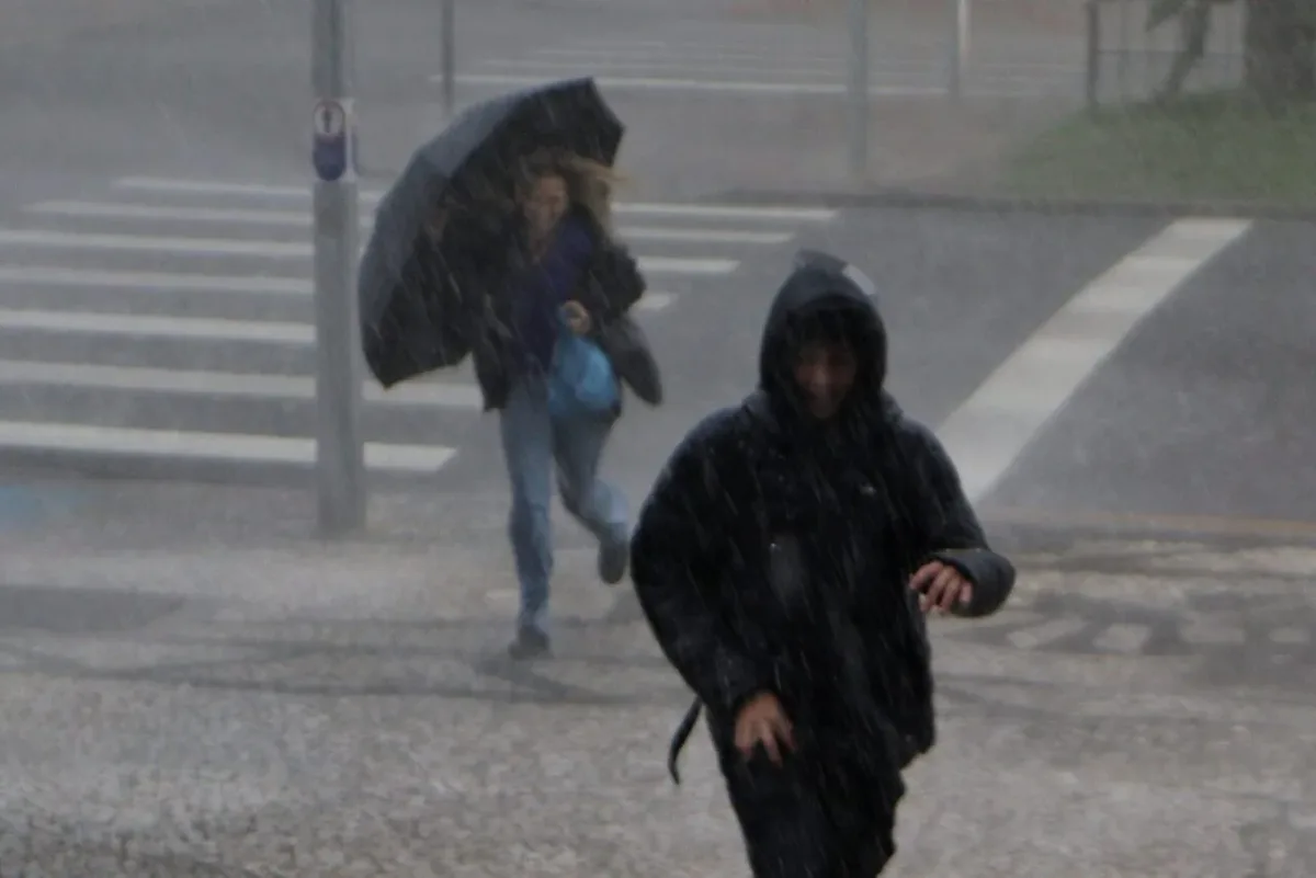Paraná enfrenta vários dias de tempestades e chuva intensa