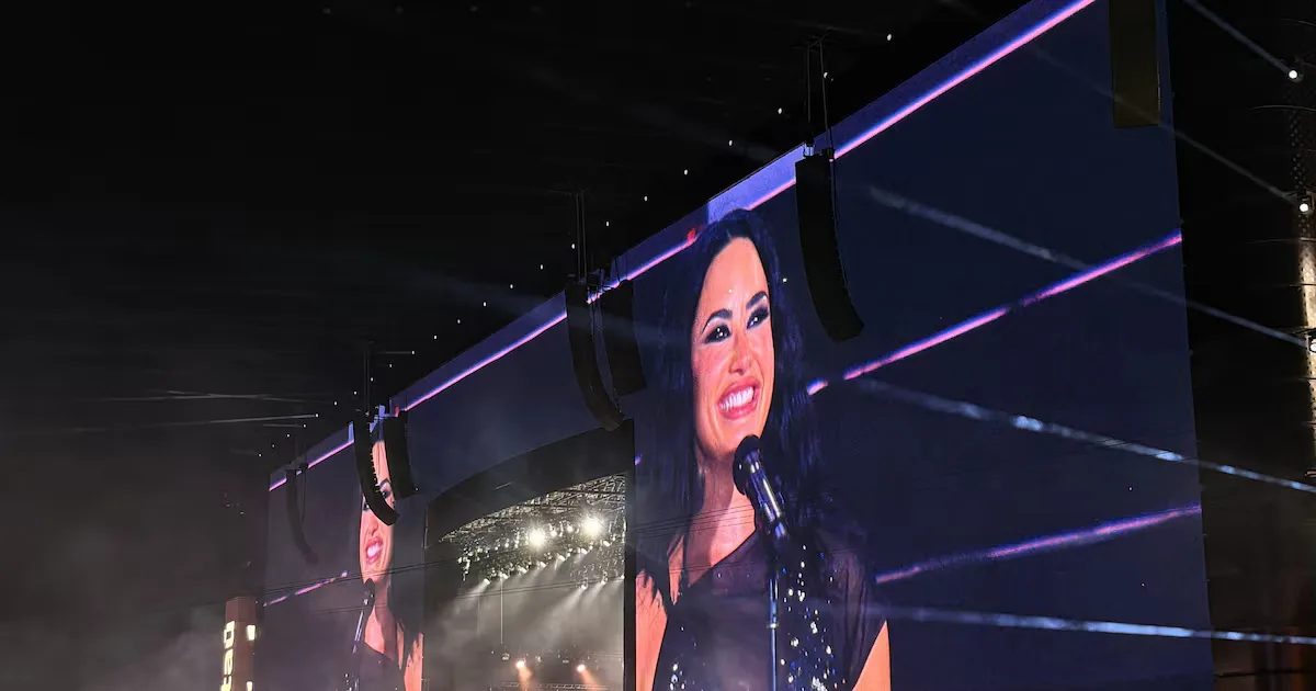 Demi Lovato revisita sucessos e divide palco com Pabllo Vittar no Rock in Rio