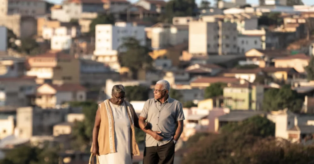 Novo filme de André Novais Oliveira leva o realismo ao território do fantástico