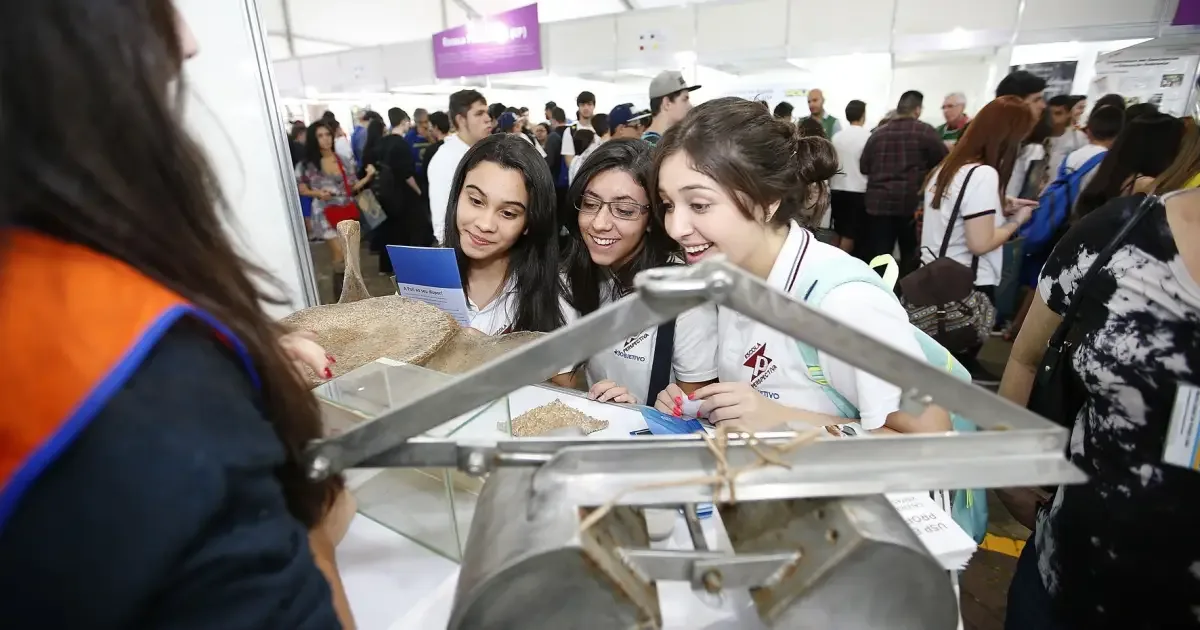 USP retoma feira presencial com orientação sobre cursos e vestibular