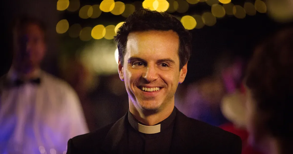 Andrew Scott defende liberdade para atores gays viverem personagens heterossexuais
