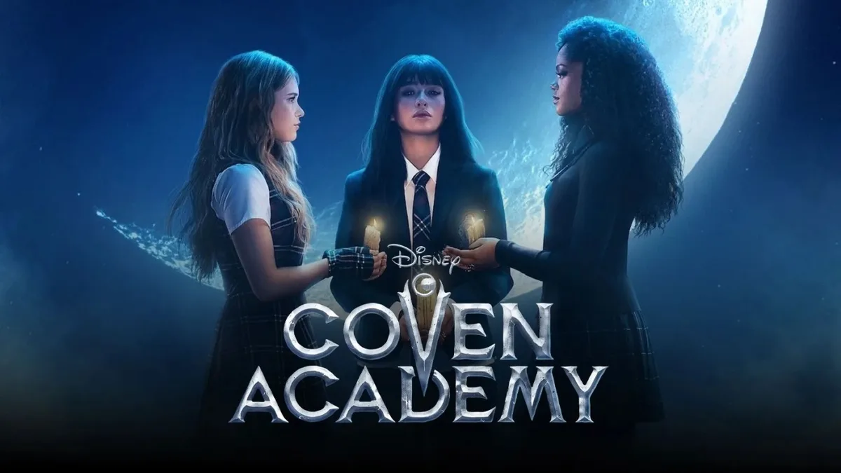 Disney+ apresenta trailer de Coven Academy, série sobre bruxas adolescentes