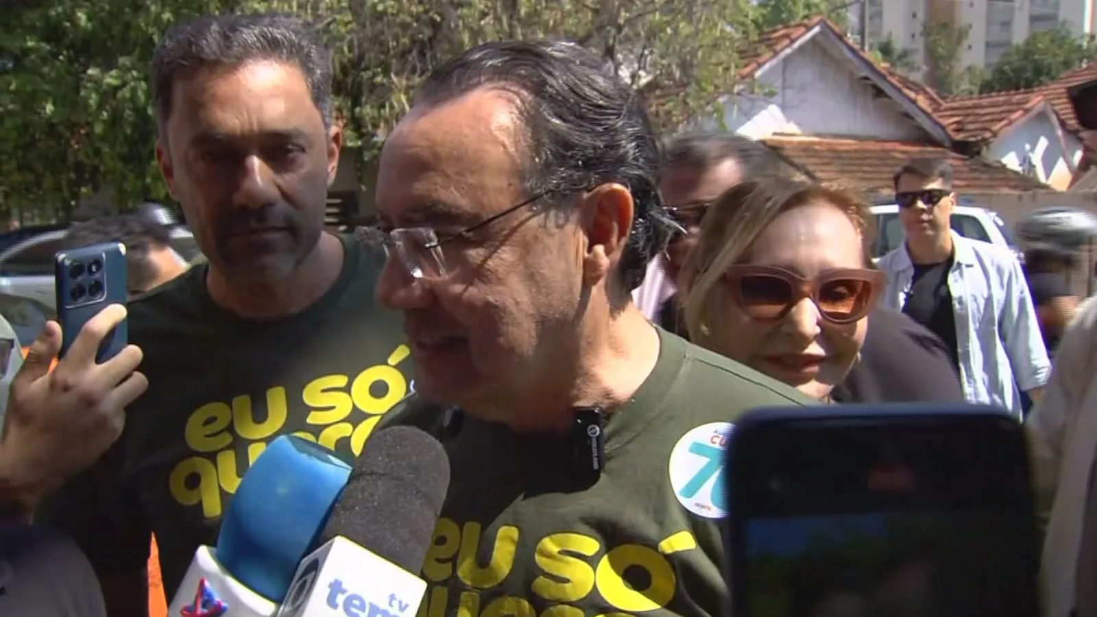 Augusto Cury sobe nas pesquisas e mira segundo turno com Lula
