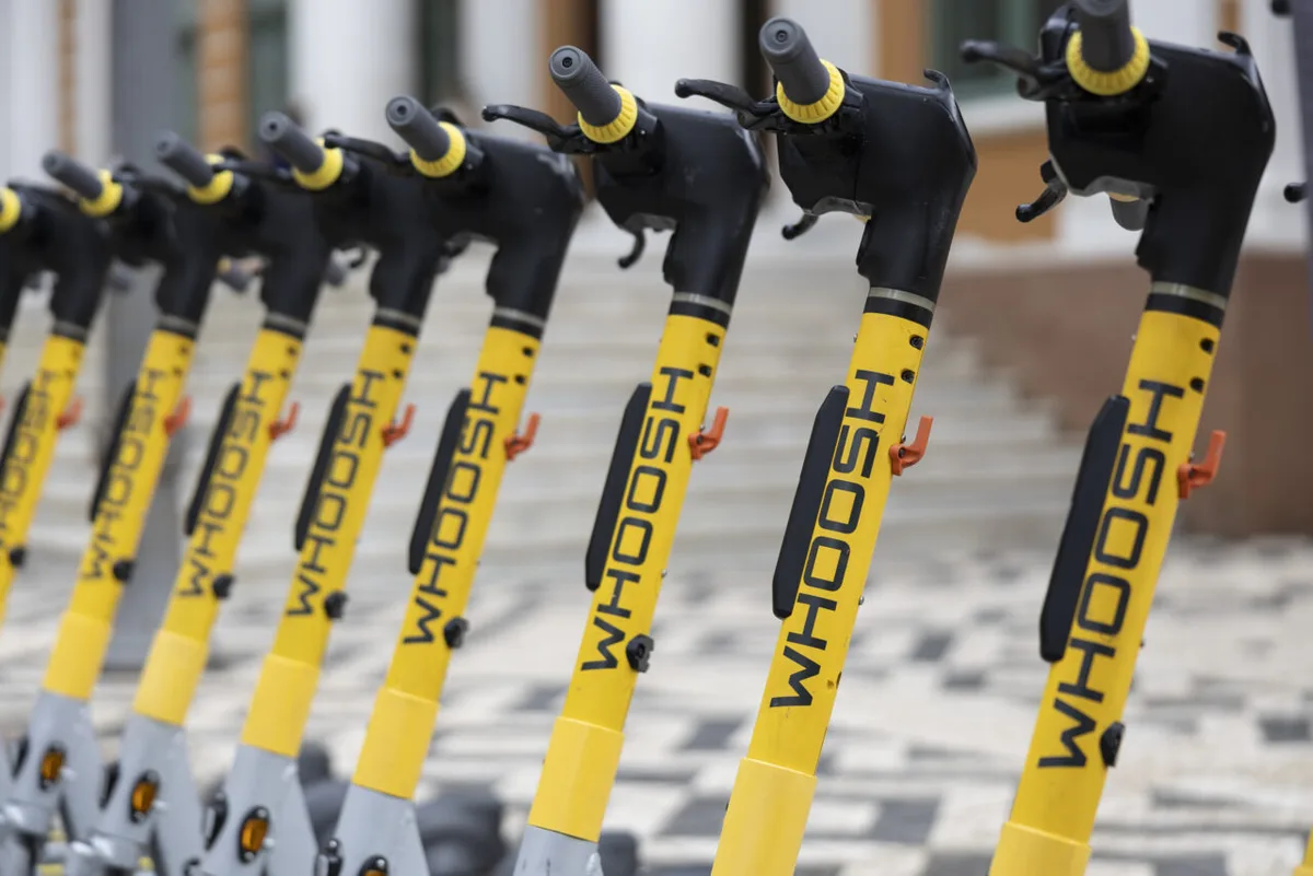 Curitiba expande patinetes elétricos para novos bairros e amplia frota