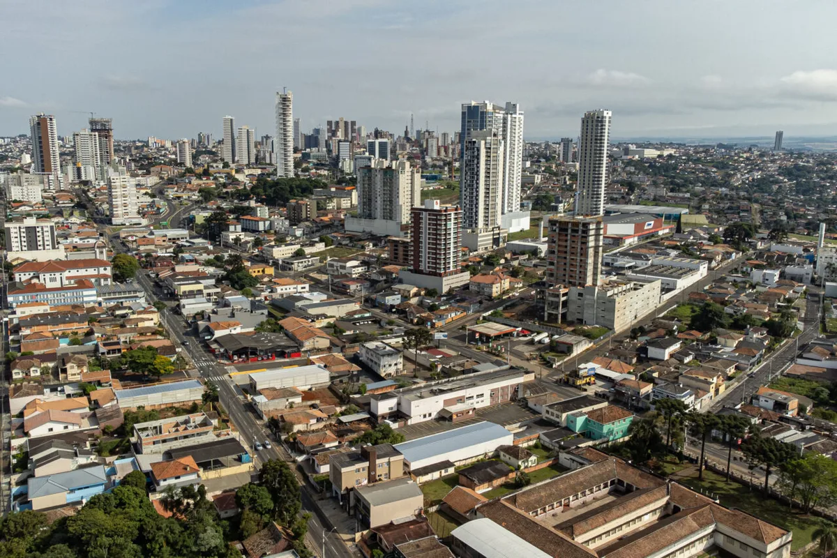 Ponta Grossa anuncia vencedores de gincana durante concerto de aniversário