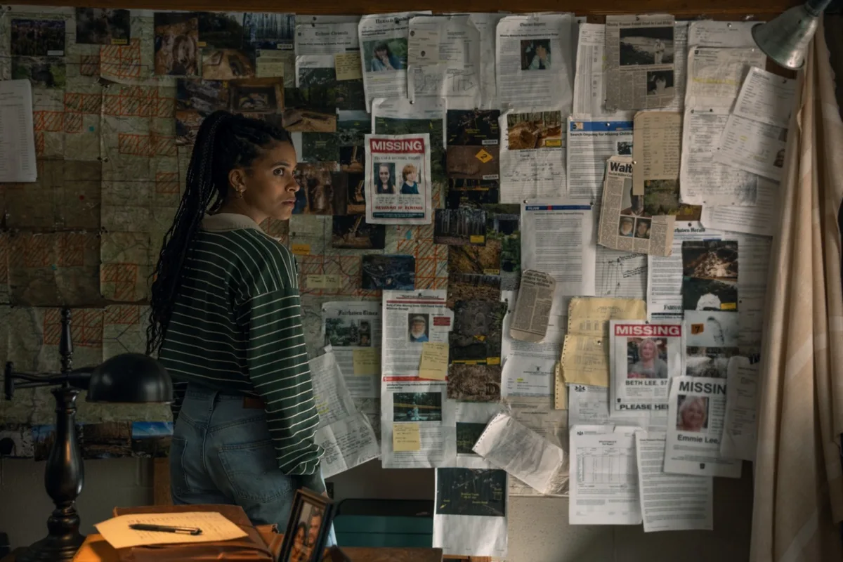 Apple TV apresenta trailer de Noturno, série policial com Liev Schreiber e Zazie Beetz