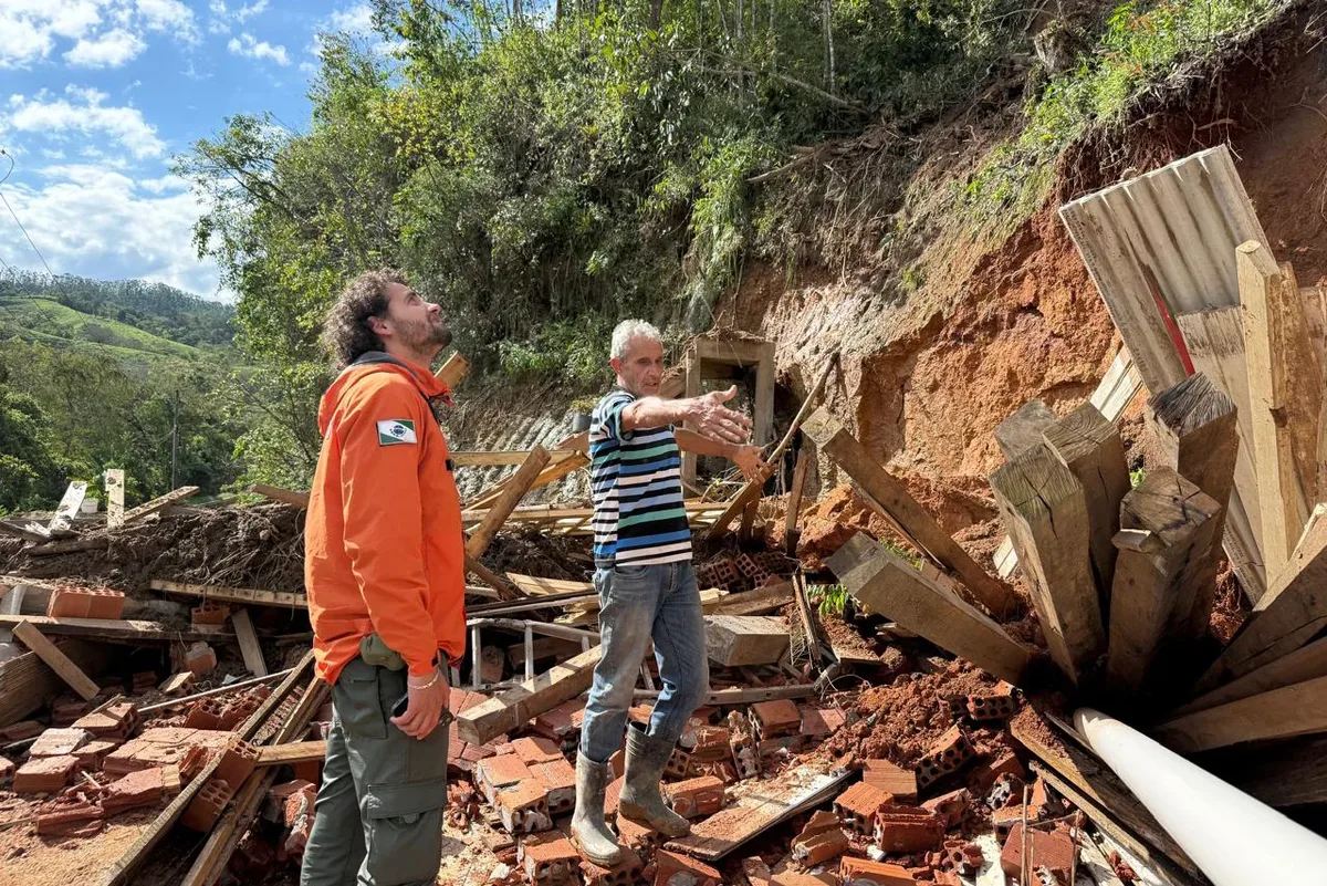 Adrianópolis e Cerro Azul iniciam vistoria de áreas atingidas por temporais