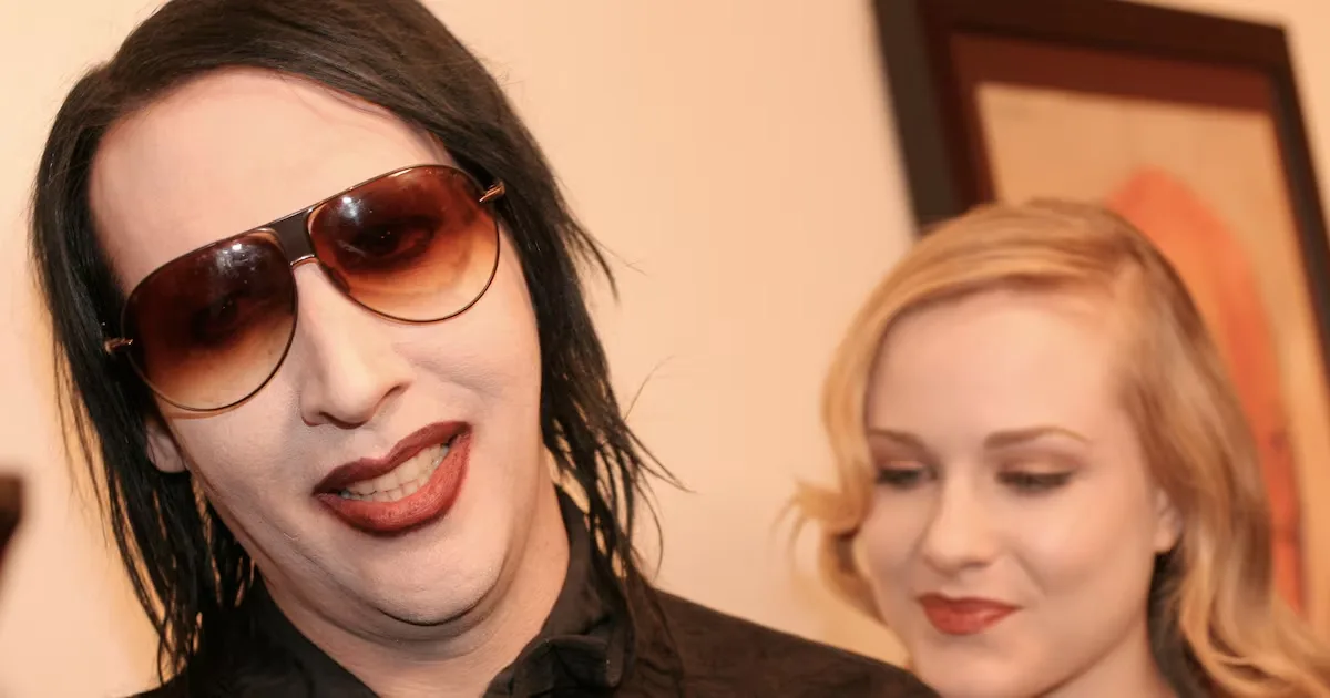 Marilyn Manson no The Town reacende debate sobre acusações de abuso