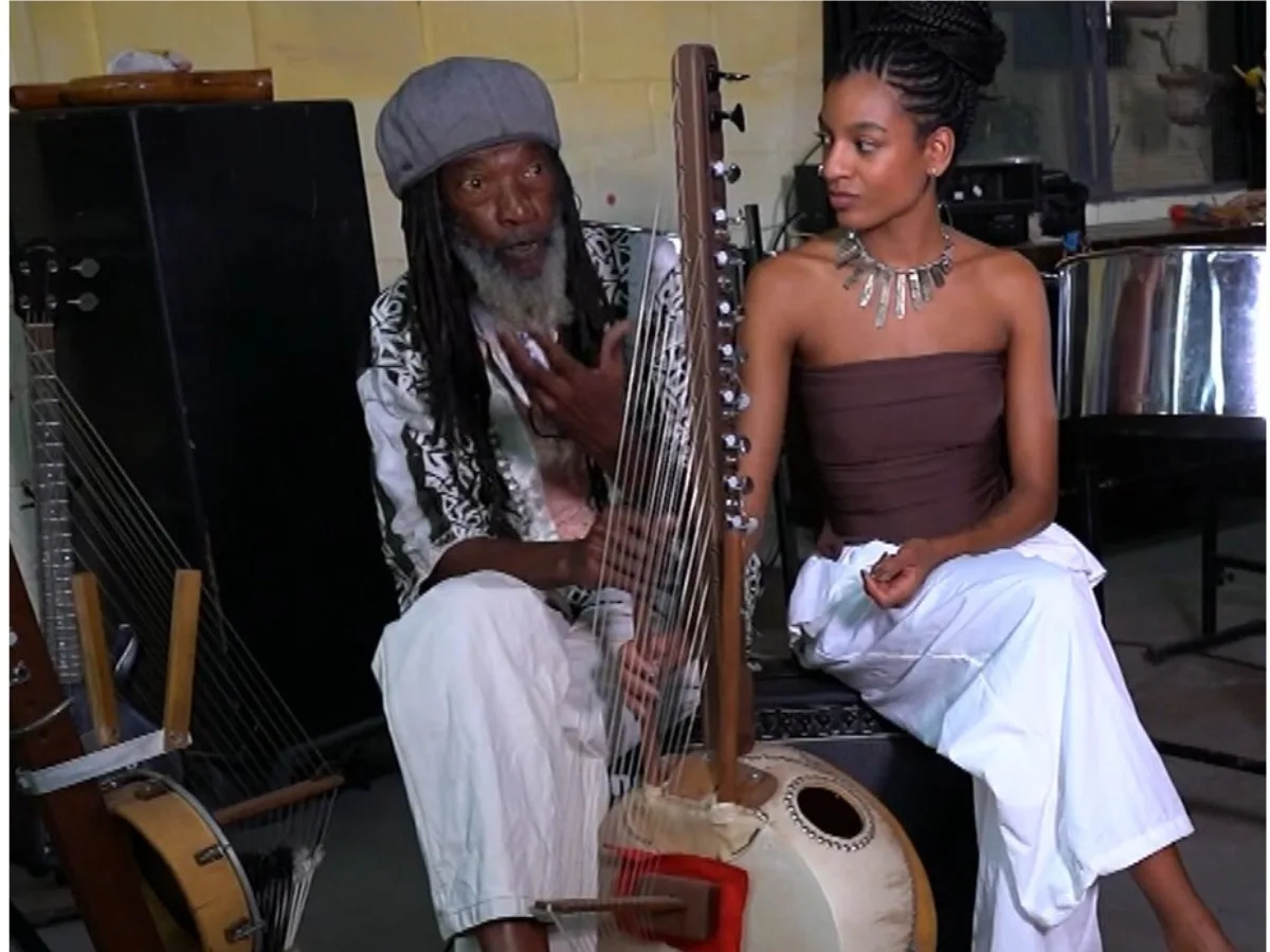 Layla leva a kora e a experiência comunitária de Campinas ao palco com Taís Araujo