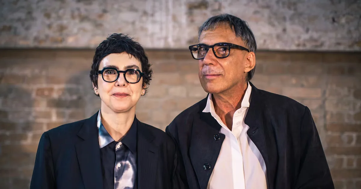 Arnaldo Antunes e Adriana Calcanhotto unem vozes em álbum de 11 faixas