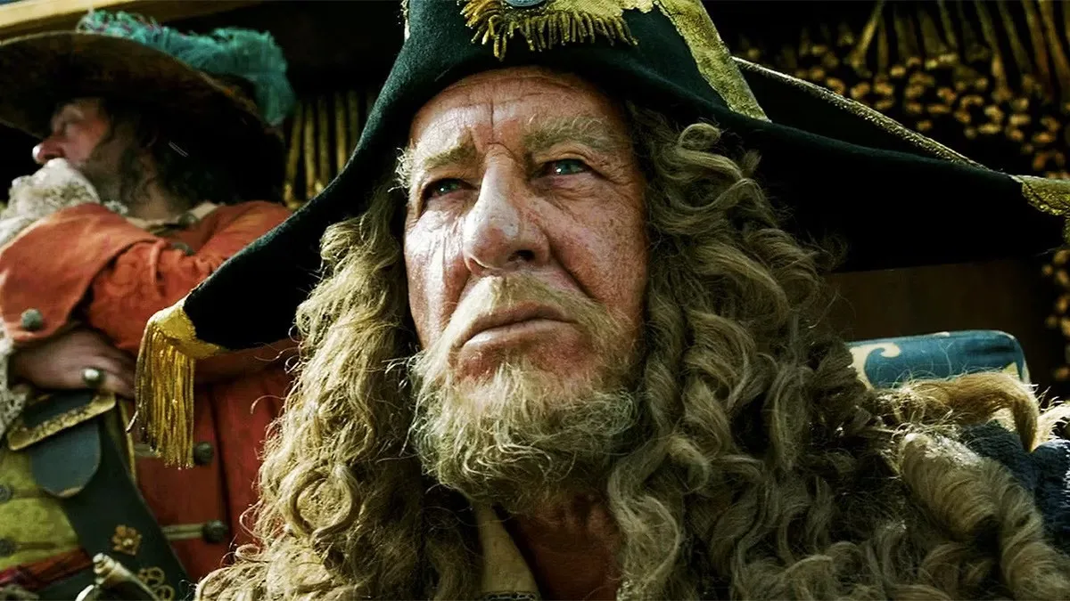 Geoffrey Rush condiciona retorno de Barbossa a um roteiro consistente