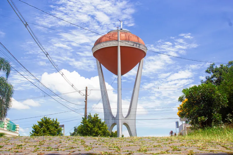 Reservatórios do Paraná ganham formas de araucária, cuia e disco voador