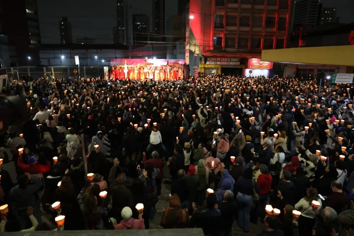 Festa de Jesus das Santas Chagas reúne missas, shows e Via-Sacra em Curitiba