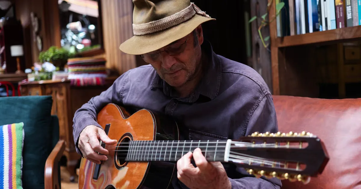 Almir Sater participa de novo single de Evan Dando, dos Lemonheads
