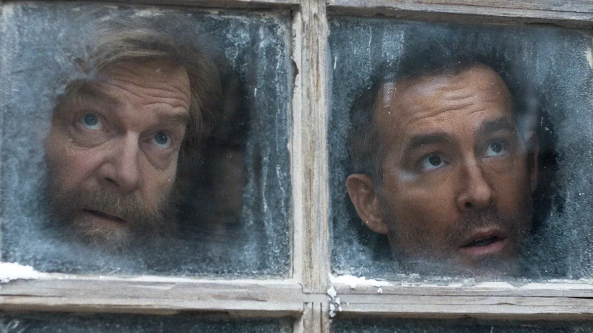 Mayday combina missão na Guerra Fria e aliança improvável entre Reynolds e Branagh