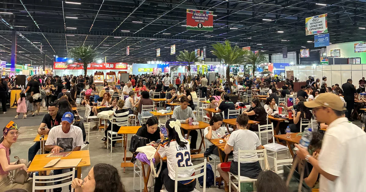 Alimentação na Bienal de SP tem opções de R$ 10 a R$ 130