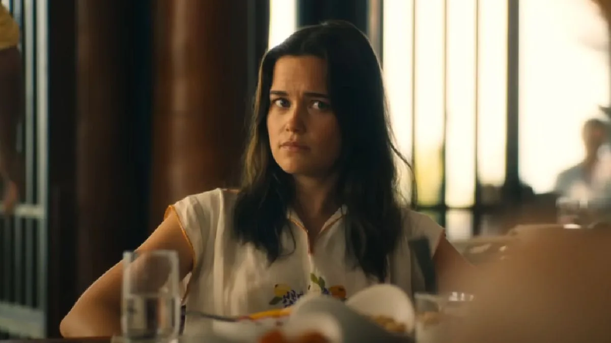Sarah Catherine Hook vai protagonizar thriller de sobrevivência com cobra gigante