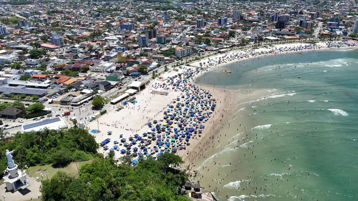 Guaratuba recebe festival gratuito com ações ambientais, arte e música