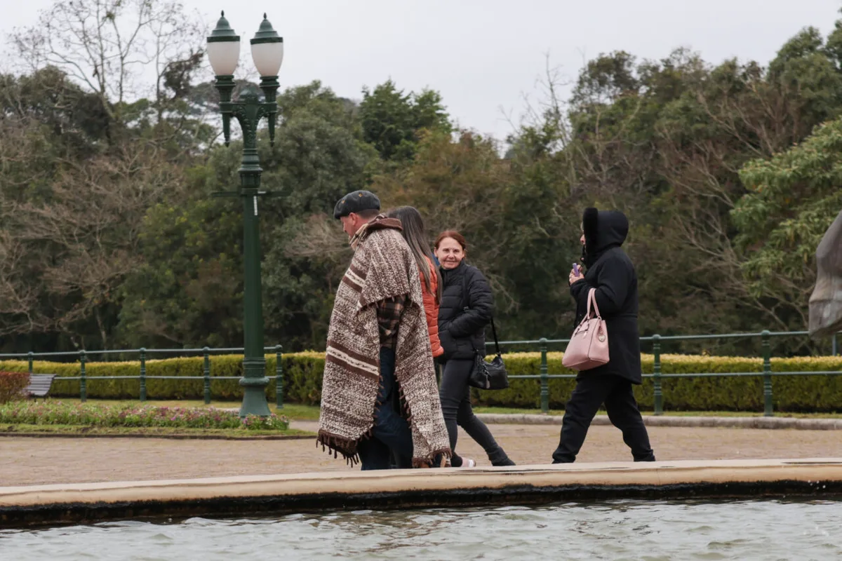 Frio avança no Paraná após chuva volumosa no fim de semana