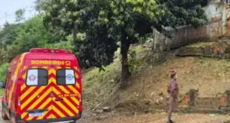 Chuva acumula 52,8 mm e deixa área interditada após desabamento em Ponta Grossa