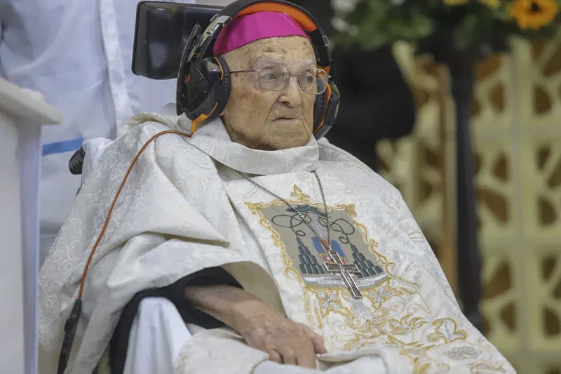 Dom Pedro Fedalto morre aos 100 anos após trajetória à frente da Igreja no Paraná