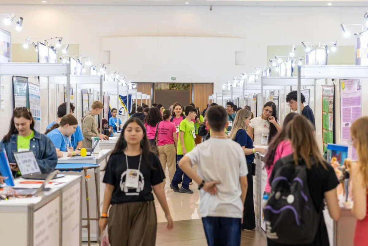 Feira em Foz reúne 200 projetos de estudantes paranaenses com altas habilidades