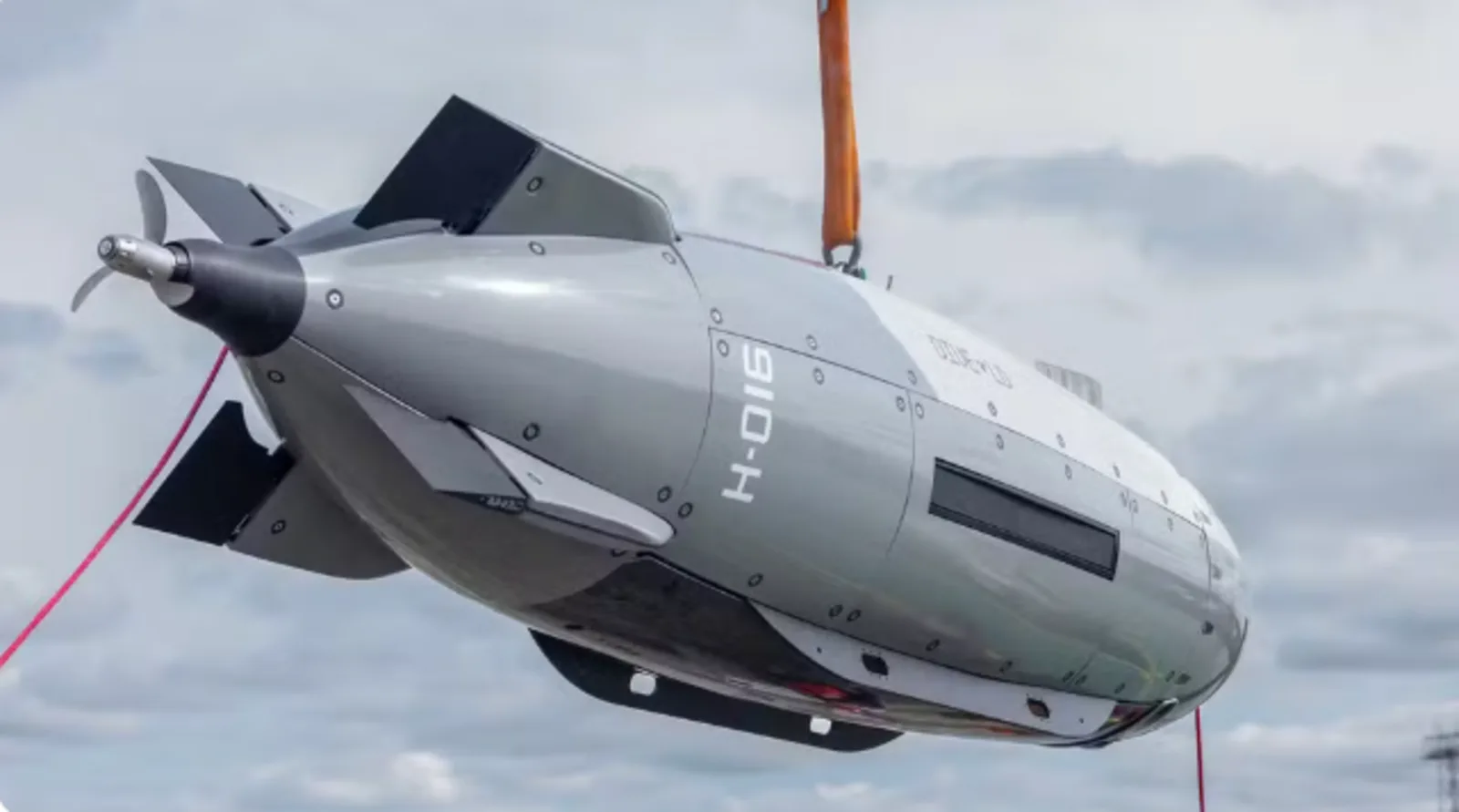 Drone submarino americano é apreendido após falha no Estreito de Ormuz