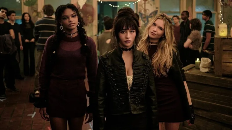 Disney+ divulga trailer dublado de série sobrenatural ‘Coven Academy’