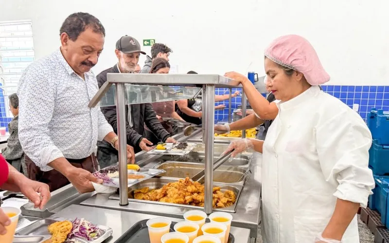 Paranaguá mantém atendimento gratuito em duas unidades de alimentação