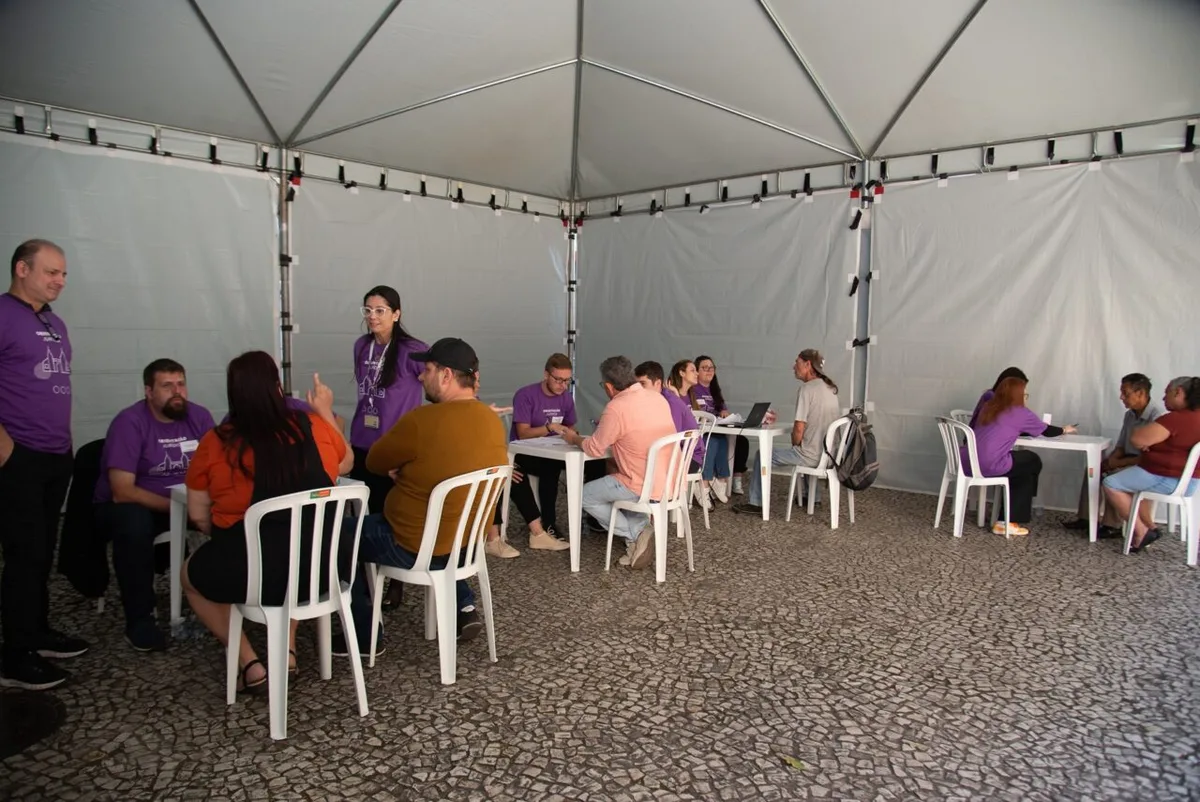 PUCPR oferece serviços gratuitos na Praça Rui Barbosa, em Curitiba