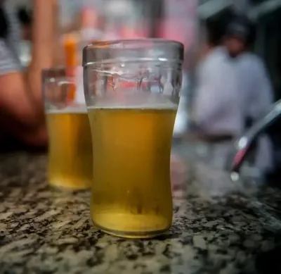 Água mineral lidera compras de bebidas nos domicílios do Paraná