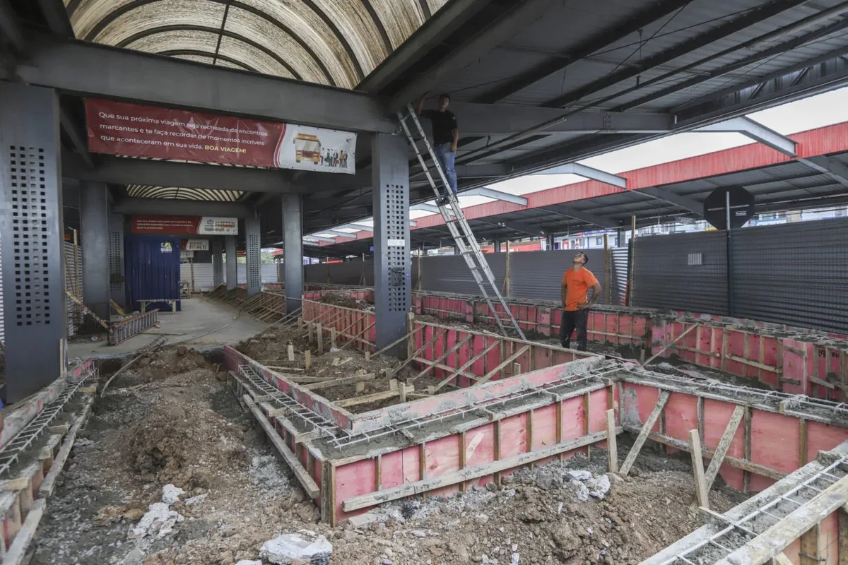 Obras ampliam trajeto da Linha 350 até terminal em Colombo