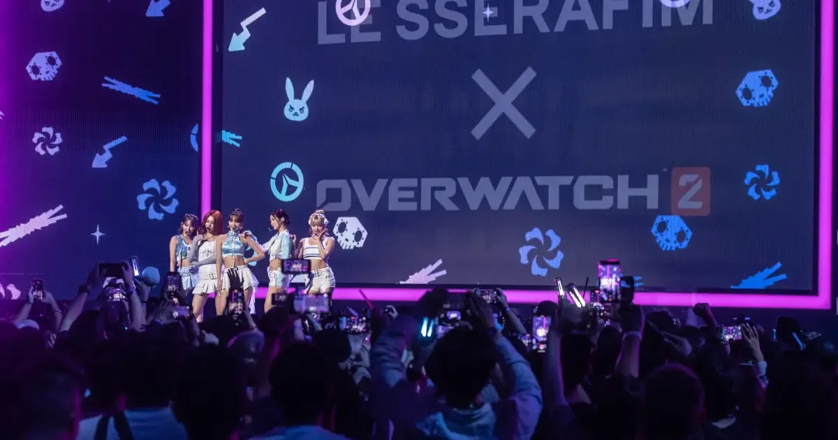 LE SSERAFIM ganha novos visuais em parceria com Overwatch na BlizzCon 2026