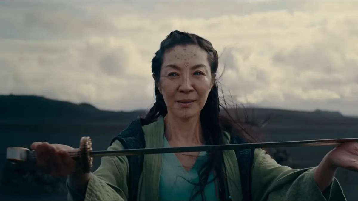 Michelle Yeoh estrelará filme sobre cirurgiã sequestrada em 2027